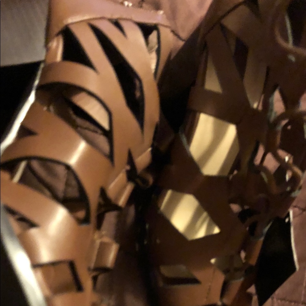 Sandals - Picture 2 of 2